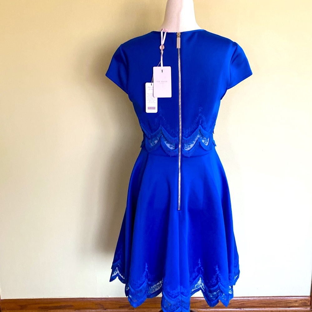 Ted Baker London dress
Brand new dress with the tag 
Size 2 (like size 4-6) - Picture 2 of 4